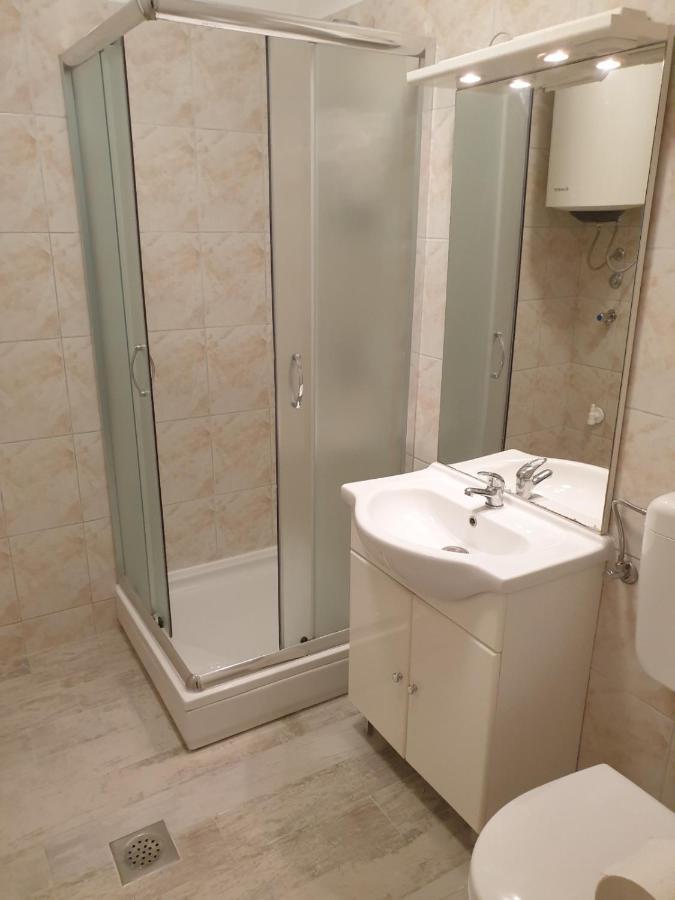 Apartman P-E Póla Kültér fotó